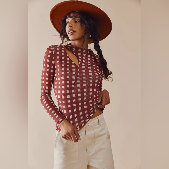 Find Me Now Abilene Mesh Top - Picture 1 of 8